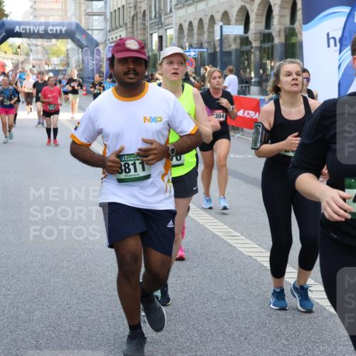 07.09.2025 - BARMER Alsterlauf Strokosch-Dieckow http://msf.ph/oto/8744716 07.09.2025 10:17:38 Ziel 2286, 2493, 2821, 2901, 3000, 3194, 3199, 3200, 3435, 3723, 3724, 3862, 3881, 4009, 4200, 4322, 4404, 4802, 4818, 5033, 5168, 5464, 5465, 5994, 8119, 8149, 8214, 8326 meine-sportfotos.de