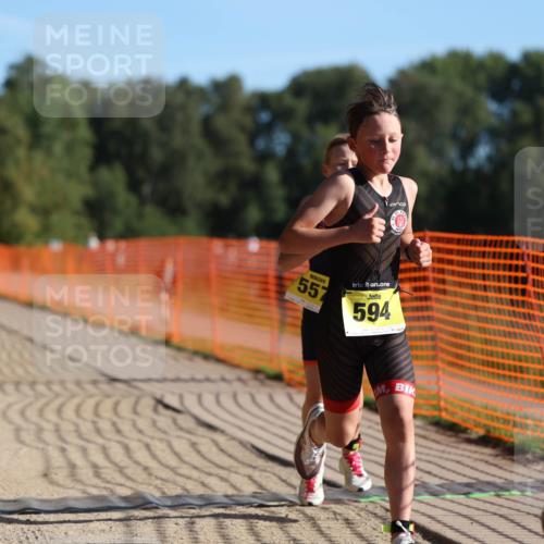 07.09.2025 - 19. Norderstedt Triathlon Michael Strokosch http://msf.ph/oto/8744718 07.09.2025 09:42:38 Laufen 557, 594, 595, 600 meine-sportfotos.de