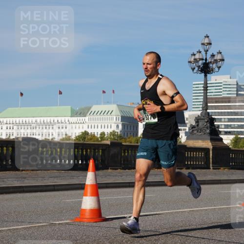 07.09.2025 - BARMER Alsterlauf Yannick Fuchs http://msf.ph/oto/8744778 07.09.2025 09:30:15 Laufen 5370 meine-sportfotos.de