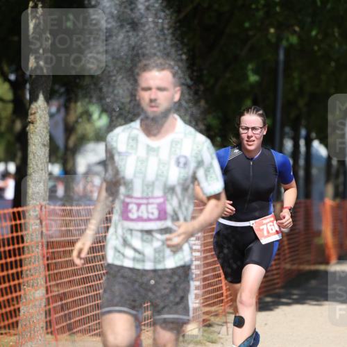 07.09.2025 - 19. Norderstedt Triathlon Michael Strokosch http://msf.ph/oto/8744825 07.09.2025 13:10:17 Laufen 243, 309, 345, 766 meine-sportfotos.de