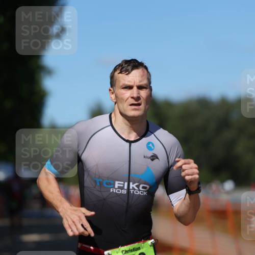 07.09.2025 - 19. Norderstedt Triathlon Michael Strokosch http://msf.ph/oto/8744848 07.09.2025 14:45:45 Laufen 961, 990 meine-sportfotos.de