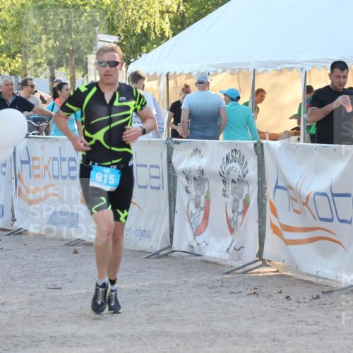 07.09.2025 - 19. Norderstedt Triathlon Luisa Fischer http://msf.ph/oto/8744870 07.09.2025 17:15:54 Ziel 878, 915 meine-sportfotos.de