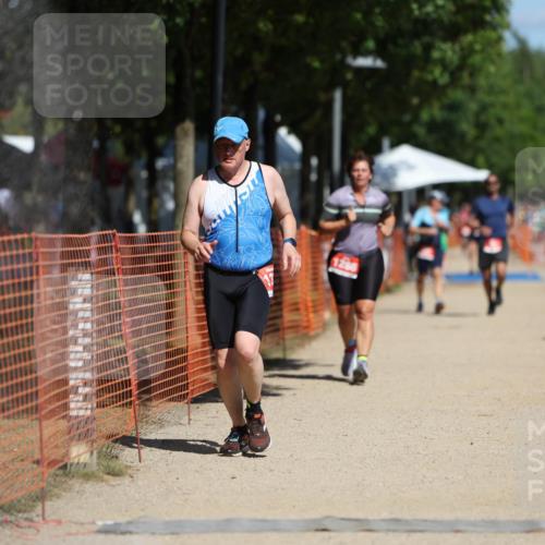 07.09.2025 - 19. Norderstedt Triathlon Michael Strokosch http://msf.ph/oto/8744892 07.09.2025 12:35:02 Laufen 838, 1286, 1371 meine-sportfotos.de