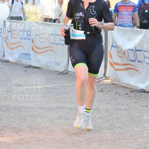 07.09.2025 - 19. Norderstedt Triathlon Luisa Fischer http://msf.ph/oto/8744931 07.09.2025 17:16:15 Ziel 1450 meine-sportfotos.de