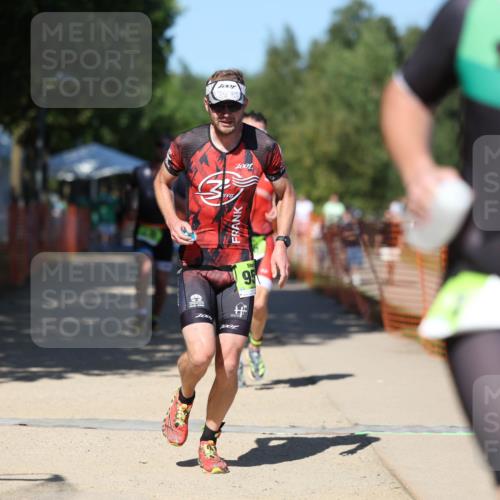 07.09.2025 - 19. Norderstedt Triathlon Michael Strokosch http://msf.ph/oto/8744951 07.09.2025 14:46:04 Laufen 959, 976, 991, 1034 meine-sportfotos.de