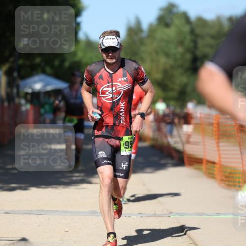 07.09.2025 - 19. Norderstedt Triathlon Michael Strokosch http://msf.ph/oto/8744960 07.09.2025 14:46:05 Laufen 392, 959, 976, 991, 1034 meine-sportfotos.de
