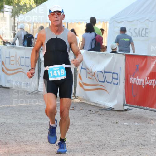 07.09.2025 - 19. Norderstedt Triathlon Luisa Fischer http://msf.ph/oto/8744975 07.09.2025 17:16:35 Ziel 1419 meine-sportfotos.de