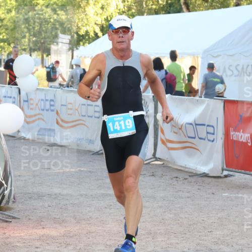07.09.2025 - 19. Norderstedt Triathlon Luisa Fischer http://msf.ph/oto/8744983 07.09.2025 17:16:35 Ziel 1419 meine-sportfotos.de