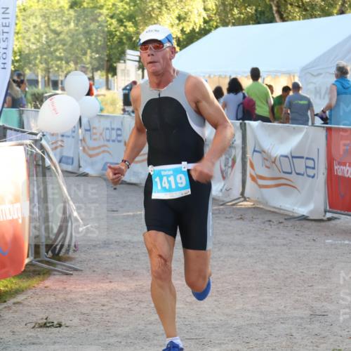 07.09.2025 - 19. Norderstedt Triathlon Luisa Fischer http://msf.ph/oto/8744987 07.09.2025 17:16:36 Ziel 1419 meine-sportfotos.de