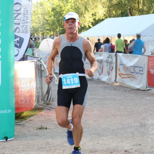 07.09.2025 - 19. Norderstedt Triathlon Luisa Fischer http://msf.ph/oto/8744993 07.09.2025 17:16:36 Ziel 1419 meine-sportfotos.de
