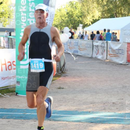 07.09.2025 - 19. Norderstedt Triathlon Luisa Fischer http://msf.ph/oto/8745008 07.09.2025 17:16:37 Ziel 1419 meine-sportfotos.de