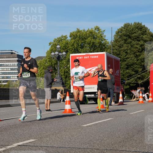07.09.2025 - BARMER Alsterlauf Yannick Fuchs http://msf.ph/oto/8745022 07.09.2025 09:30:26 Laufen 8221, 5874, 1, 80 meine-sportfotos.de