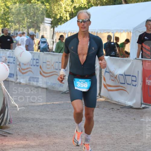 07.09.2025 - 19. Norderstedt Triathlon Luisa Fischer http://msf.ph/oto/8745040 07.09.2025 17:16:48 Ziel 396 meine-sportfotos.de