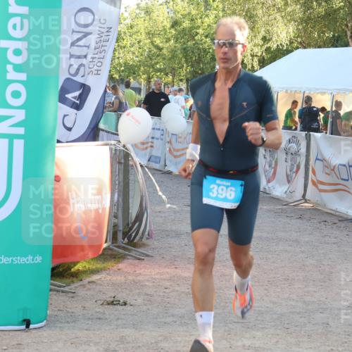 07.09.2025 - 19. Norderstedt Triathlon Luisa Fischer http://msf.ph/oto/8745054 07.09.2025 17:16:49 Ziel 396 meine-sportfotos.de