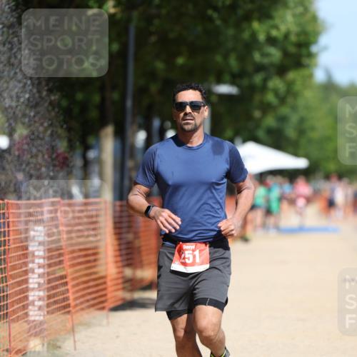 07.09.2025 - 19. Norderstedt Triathlon Michael Strokosch http://msf.ph/oto/8745056 07.09.2025 12:35:12 Laufen 251, 838, 1286 meine-sportfotos.de