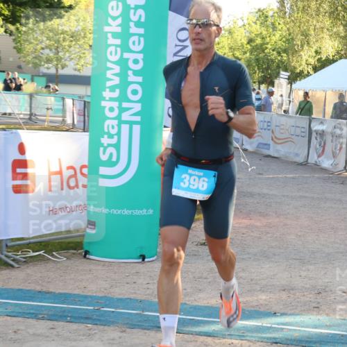 07.09.2025 - 19. Norderstedt Triathlon Luisa Fischer http://msf.ph/oto/8745065 07.09.2025 17:16:49 Ziel 396 meine-sportfotos.de