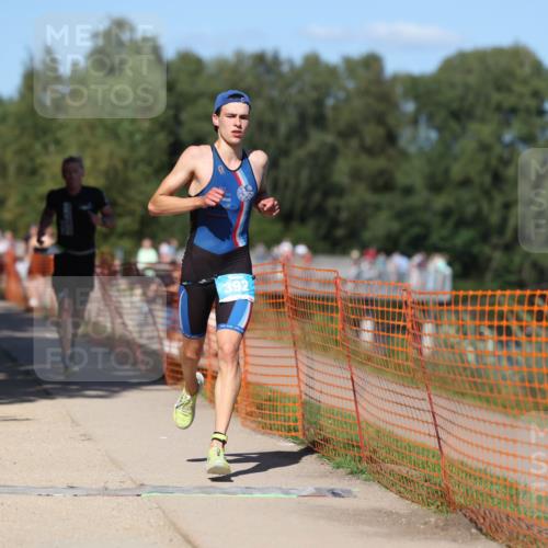 07.09.2025 - 19. Norderstedt Triathlon Michael Strokosch http://msf.ph/oto/8745105 07.09.2025 14:46:11 Laufen 392, 989, 991 meine-sportfotos.de