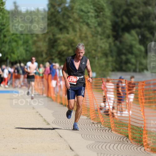 07.09.2025 - 19. Norderstedt Triathlon Michael Strokosch http://msf.ph/oto/8745153 07.09.2025 11:58:15 Laufen 1279 meine-sportfotos.de