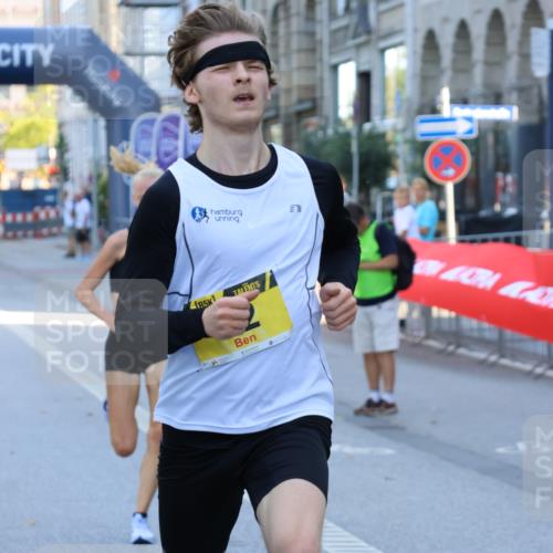 07.09.2025 - BARMER Alsterlauf Strokosch-Dieckow http://msf.ph/oto/8745165 07.09.2025 11:15:56 Ziel  meine-sportfotos.de