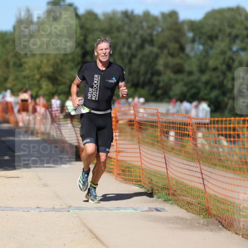 07.09.2025 - 19. Norderstedt Triathlon Michael Strokosch http://msf.ph/oto/8745171 07.09.2025 14:46:14 Laufen 392, 989 meine-sportfotos.de