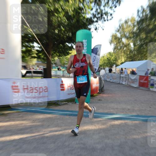 07.09.2025 - 19. Norderstedt Triathlon Luisa Fischer http://msf.ph/oto/8745178 07.09.2025 17:17:08 Ziel 362 meine-sportfotos.de