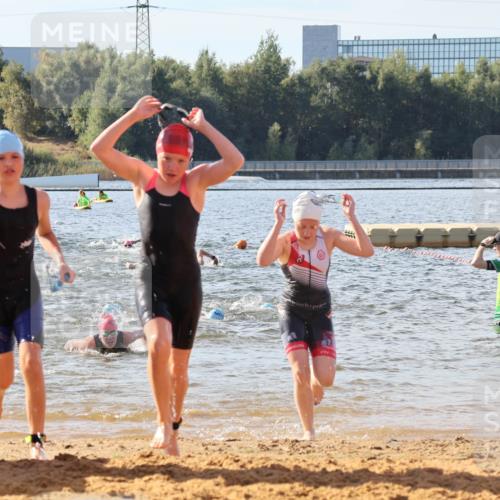 07.09.2025 - 19. Norderstedt Triathlon Luisa Fischer http://msf.ph/oto/8745180 07.09.2025 10:24:02 Schwimmen 70, 71, 75, 89, 113, 114, 636 meine-sportfotos.de