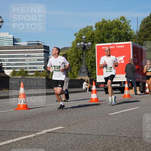 07.09.2025 - BARMER Alsterlauf Yannick Fuchs http://msf.ph/oto/8745189 07.09.2025 09:30:44 Laufen 4782, 2704, 1, 976, 4855, 27 meine-sportfotos.de