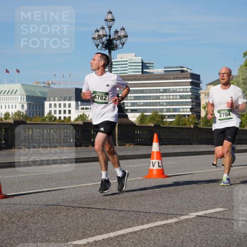 07.09.2025 - BARMER Alsterlauf Yannick Fuchs http://msf.ph/oto/8745196 07.09.2025 09:30:45 Laufen 4782, 2704 meine-sportfotos.de