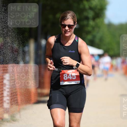 07.09.2025 - 19. Norderstedt Triathlon Michael Strokosch http://msf.ph/oto/8745201 07.09.2025 12:35:27 Laufen 151, 845, 851 meine-sportfotos.de