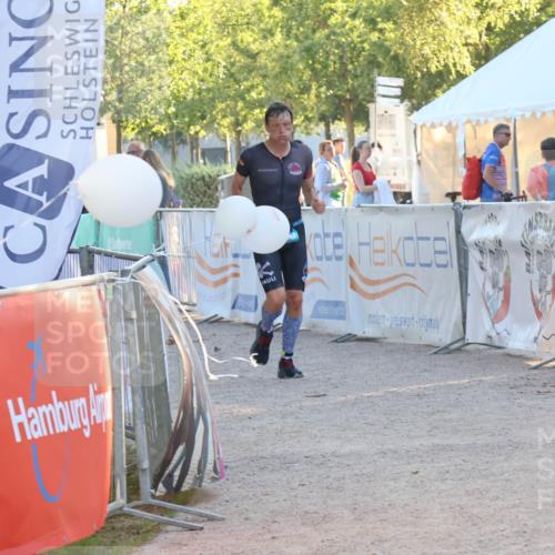 07.09.2025 - 19. Norderstedt Triathlon Luisa Fischer http://msf.ph/oto/8745204 07.09.2025 17:18:49 Ziel  meine-sportfotos.de