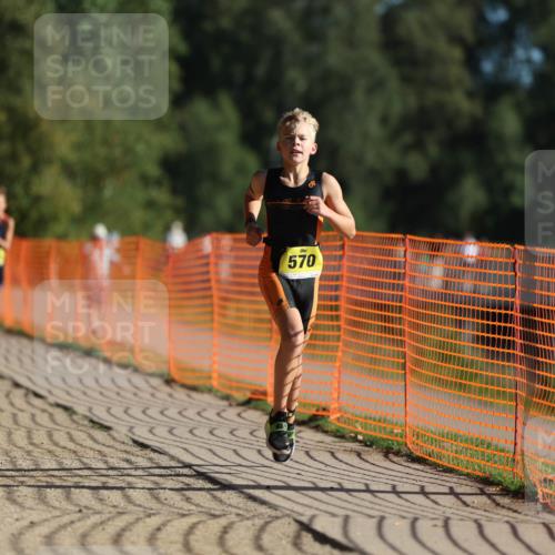 07.09.2025 - 19. Norderstedt Triathlon Michael Strokosch http://msf.ph/oto/8745216 07.09.2025 09:43:21 Laufen 556, 570 meine-sportfotos.de