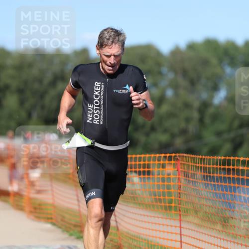 07.09.2025 - 19. Norderstedt Triathlon Michael Strokosch http://msf.ph/oto/8745223 07.09.2025 14:46:16 Laufen 392, 989 meine-sportfotos.de