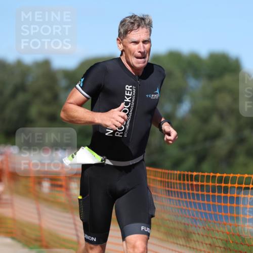 07.09.2025 - 19. Norderstedt Triathlon Michael Strokosch http://msf.ph/oto/8745231 07.09.2025 14:46:16 Laufen 392, 989 meine-sportfotos.de
