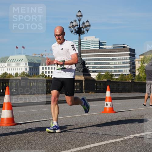 07.09.2025 - BARMER Alsterlauf Yannick Fuchs http://msf.ph/oto/8745235 07.09.2025 09:30:46 Laufen 270, 5976 meine-sportfotos.de