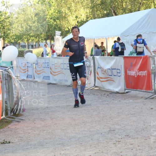 07.09.2025 - 19. Norderstedt Triathlon Luisa Fischer http://msf.ph/oto/8745245 07.09.2025 17:18:52 Ziel 1460 meine-sportfotos.de