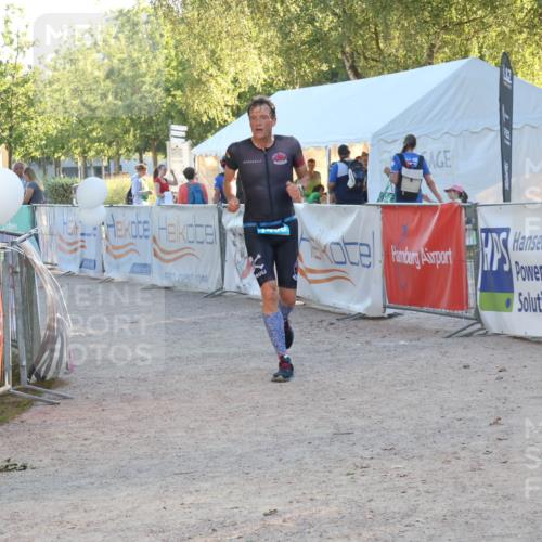 07.09.2025 - 19. Norderstedt Triathlon Luisa Fischer http://msf.ph/oto/8745253 07.09.2025 17:18:52 Ziel 1460 meine-sportfotos.de