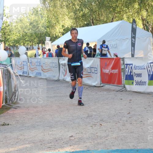 07.09.2025 - 19. Norderstedt Triathlon Luisa Fischer http://msf.ph/oto/8745261 07.09.2025 17:18:53 Ziel 1460 meine-sportfotos.de