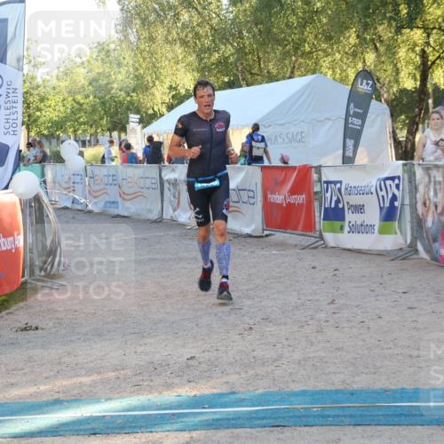 07.09.2025 - 19. Norderstedt Triathlon Luisa Fischer http://msf.ph/oto/8745277 07.09.2025 17:18:53 Ziel 1460 meine-sportfotos.de
