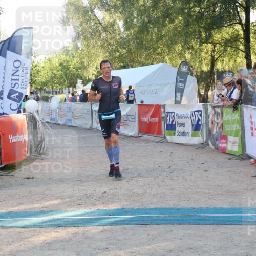 07.09.2025 - 19. Norderstedt Triathlon Luisa Fischer http://msf.ph/oto/8745291 07.09.2025 17:18:54 Ziel 1460 meine-sportfotos.de