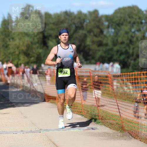 07.09.2025 - 19. Norderstedt Triathlon Michael Strokosch http://msf.ph/oto/8745315 07.09.2025 14:46:30 Laufen 992, 1007 meine-sportfotos.de