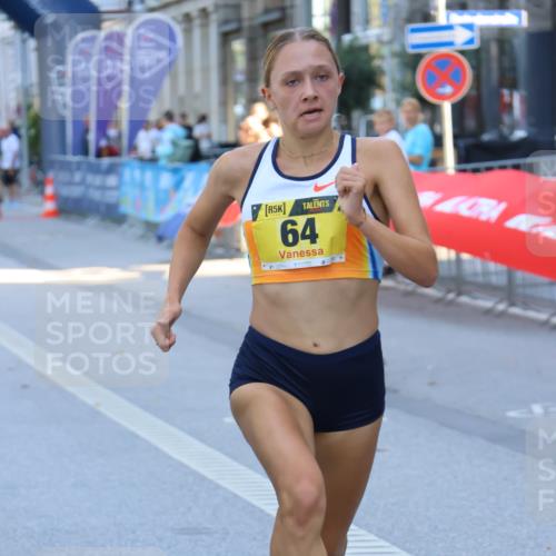 07.09.2025 - BARMER Alsterlauf Strokosch-Dieckow http://msf.ph/oto/8745317 07.09.2025 11:15:55 Ziel  meine-sportfotos.de