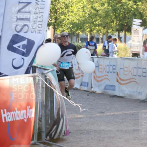 07.09.2025 - 19. Norderstedt Triathlon Luisa Fischer http://msf.ph/oto/8745339 07.09.2025 17:19:04 Ziel 1473 meine-sportfotos.de