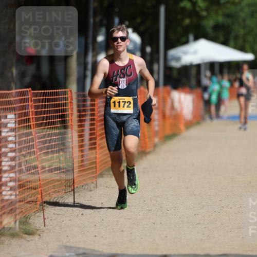 07.09.2025 - 19. Norderstedt Triathlon Michael Strokosch http://msf.ph/oto/8745341 07.09.2025 11:58:28 Laufen 185, 1172, 1182 meine-sportfotos.de