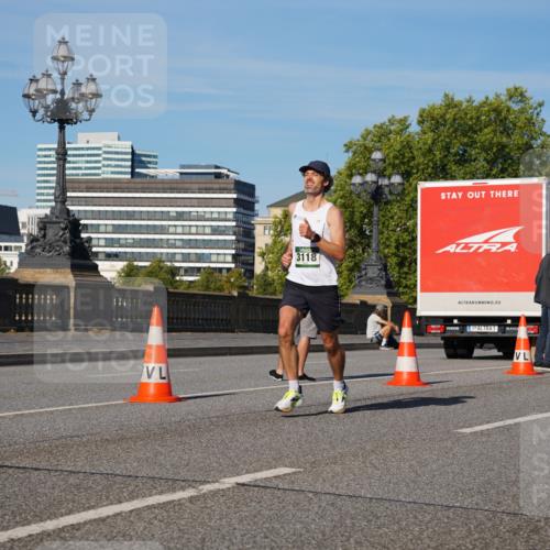 07.09.2025 - BARMER Alsterlauf Yannick Fuchs http://msf.ph/oto/8745342 07.09.2025 09:30:49 Laufen 3118, 1 meine-sportfotos.de