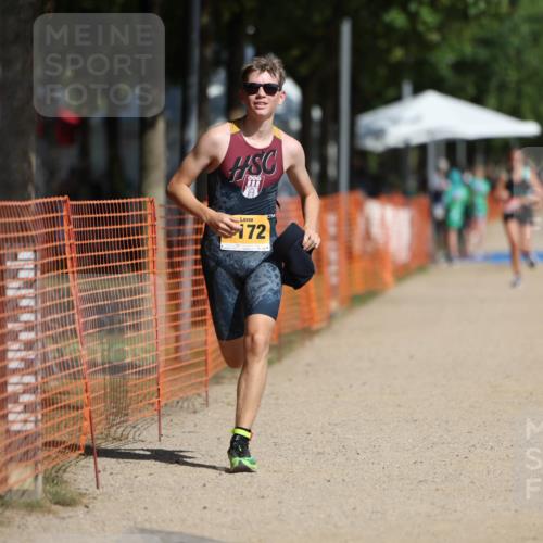 07.09.2025 - 19. Norderstedt Triathlon Michael Strokosch http://msf.ph/oto/8745346 07.09.2025 11:58:28 Laufen 185, 1172, 1182 meine-sportfotos.de