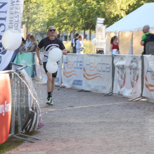 07.09.2025 - 19. Norderstedt Triathlon Luisa Fischer http://msf.ph/oto/8745349 07.09.2025 17:19:04 Ziel 1473 meine-sportfotos.de