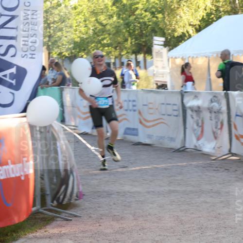 07.09.2025 - 19. Norderstedt Triathlon Luisa Fischer http://msf.ph/oto/8745352 07.09.2025 17:19:05 Ziel 1473 meine-sportfotos.de