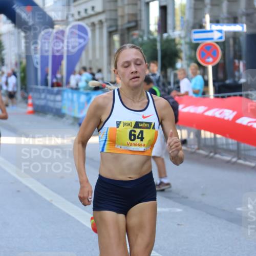 07.09.2025 - BARMER Alsterlauf Strokosch-Dieckow http://msf.ph/oto/8745367 07.09.2025 11:15:54 Ziel  meine-sportfotos.de