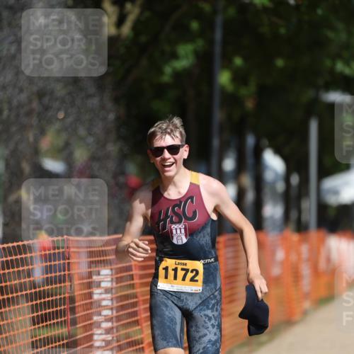 07.09.2025 - 19. Norderstedt Triathlon Michael Strokosch http://msf.ph/oto/8745370 07.09.2025 11:58:30 Laufen 185, 1172, 1182 meine-sportfotos.de