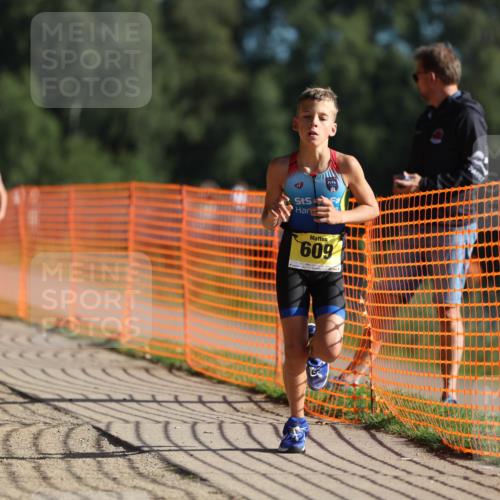 07.09.2025 - 19. Norderstedt Triathlon Michael Strokosch http://msf.ph/oto/8745403 07.09.2025 09:43:29 Laufen 562, 609 meine-sportfotos.de